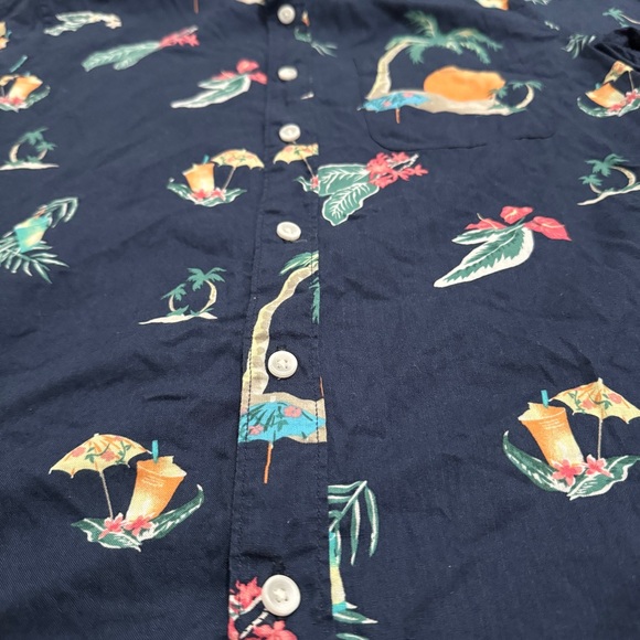American Eagle Beach Shirt Palm Tree Blue Short Sleeve Button Up Summer Small - Picture 3 of 6